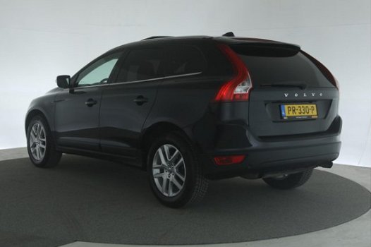 Volvo XC60 - 2.0T SUMMUM Aut. [ Panorama Leder Navi Xenon ] - 1