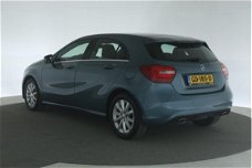 Mercedes-Benz A-klasse - 180 Ambition Style Aut. [ led/xenon groot navi half leder ]