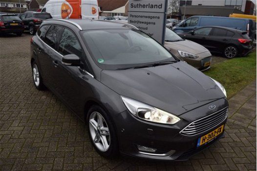 Ford Focus Wagon - 1.5 Titanium 180 PK | Parkeersensoren Achter | Cruise Control | Stoelverwarming | - 1