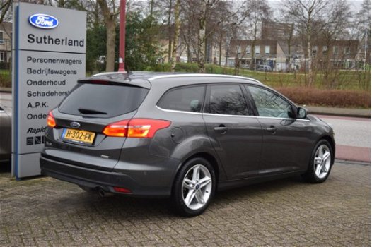 Ford Focus Wagon - 1.5 Titanium 180 PK | Parkeersensoren Achter | Cruise Control | Stoelverwarming | - 1