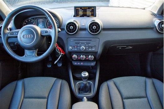 Audi A1 Sportback - 1.4 Tfsi 125pk Pro Line Parkeersensoren, Mmi navigatie, Telefoon, Verw. voorst - 1