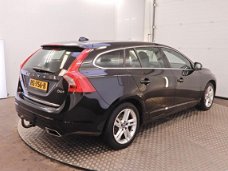 Volvo V60 - 2.4 D6 Twin Engine Summum