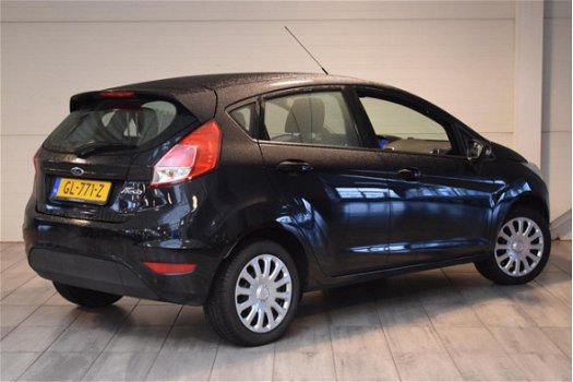 Ford Fiesta - 1.0 65PK STYLE NAVI 5D - 1