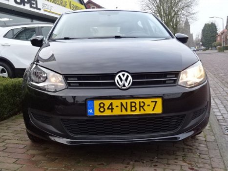 Volkswagen Polo - 1.2 51KW 5D Comfortline + Airco/ Navi/ PDC/ NL auto - 1