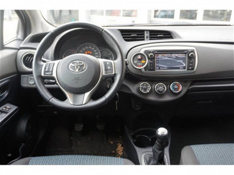 Toyota Yaris - 1.0 VVT-i Aspiration 5drs - 1