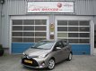 Toyota Yaris - 1.5 Hybride Dynamic 41.000 km Camera Airco - 1 - Thumbnail