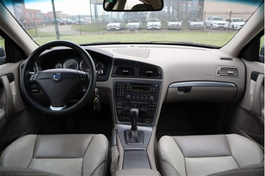 Volvo S60 - 2.4 Automaat Drivers Edition | Dealer onderhouden | Elektrisch verstelbare bestuurdersst - 1