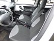 Peugeot 107 - 1.0 Access Accent / airco / 5 deurs / wit / 68 dkm - 1 - Thumbnail