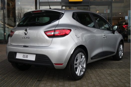 Renault Clio - 0.9 TCe Zen MULTIMEDIA- EN NAVIGATIESYSTEEM / LICHTMETALEN WIELEN / CLIMATE CONTROL / - 1