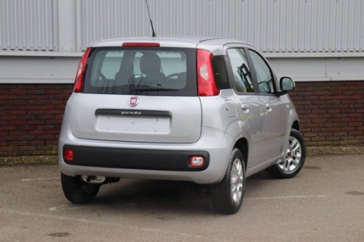 Fiat Panda - 1.2 Lounge 69 PK 5 Persoons Rijklaar - 1