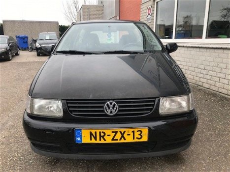 Volkswagen Polo - 1.6 55KW - 1