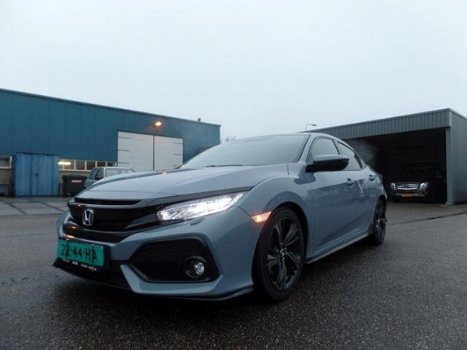 Honda Civic - 1.5 i-VTEC Sport Plus 2019 LICHTE ACHTER SCHADE - 1