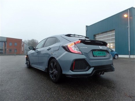 Honda Civic - 1.5 i-VTEC Sport Plus 2019 LICHTE ACHTER SCHADE - 1