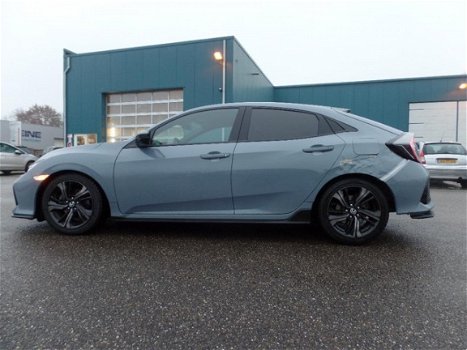 Honda Civic - 1.5 i-VTEC Sport Plus 2019 LICHTE ACHTER SCHADE - 1