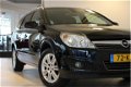 Opel Astra - 1.8 16V STATION AUTOMAAT COSMO LEDER NAVI TEL NAP - 1 - Thumbnail