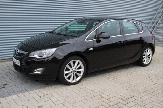 Opel Astra - 1.4 Turbo Sport - 1