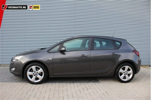 Opel Astra - 1.4 TURBO 140PK 5-D EDITION - 1