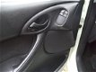 Ford Focus Wagon - 1.8 TDdi Ambiente Elek.Ramen NL-Auto - 1 - Thumbnail