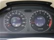 Volvo V70 - 2.5T Automaat / Kinetic / Mobilty Line / 18 inch - 1 - Thumbnail