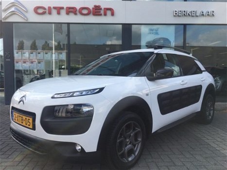 Citroën C4 Cactus - 1.2 e-VTi Shine | Automaat | Navigatie | Climate contol | Lichtmetalen Velgen | - 1