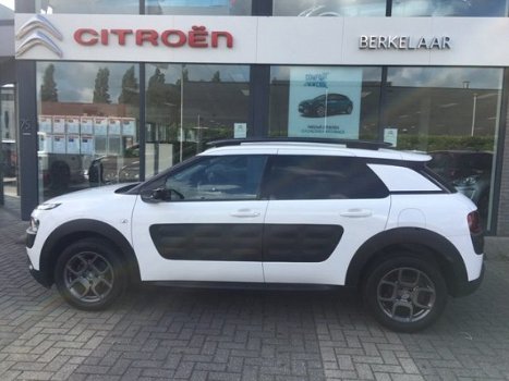 Citroën C4 Cactus - 1.2 e-VTi Shine | Automaat | Navigatie | Climate contol | Lichtmetalen Velgen | - 1