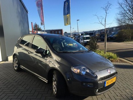 Fiat Punto Evo - 1.3 M-Jet Lounge 5 deurs, clima - 1