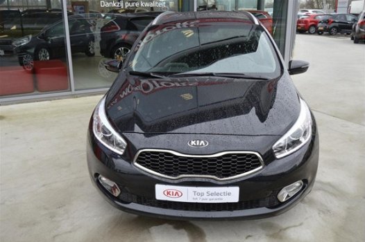 Kia Cee'd - 1.6 DYNAMICLINE SW LMVELGEN/NAVI/CRUISE/PDC 7 JAAR GARANTIE - 1