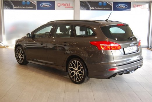 Ford Focus Wagon - 1.0 EcoBoost 140pk ST-Line XENON - 1