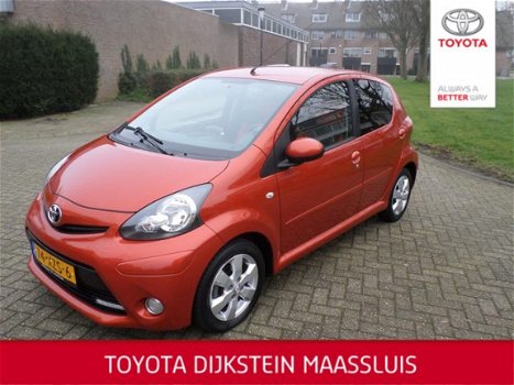 Toyota Aygo - 1.0 VVT-i 5D MMT Dynamic Orange | Navigatie - 1