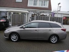 Toyota Auris Touring Sports - 1.8 Hybrid Dynamic