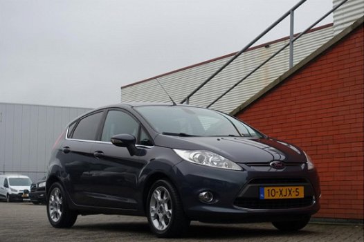 Ford Fiesta - Titanium LPG 1.4 92PK 5Deurs - 1