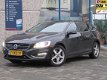 Volvo V60 - 2.4 D6 AWD Plug-In Hybrid Pure Limited Automaat - 1 - Thumbnail