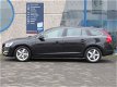 Volvo V60 - 2.4 D6 AWD Plug-In Hybrid Pure Limited Automaat - 1 - Thumbnail