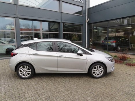 Opel Astra - 1.0 Online Edition navigatie NL-auto - 1