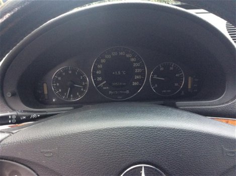 Mercedes-Benz E-klasse - 220 CDI Elegance Perfect onderhouden - 1
