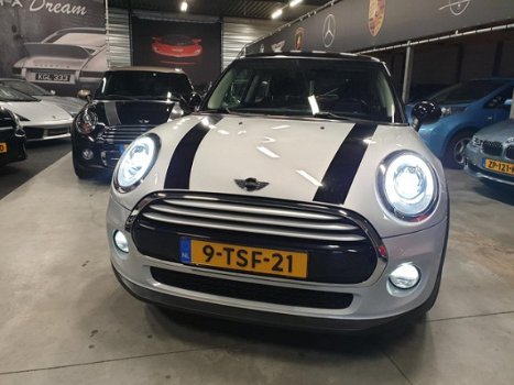 Mini Mini Cooper - 1.5 Chili - Navigatie - Head Up - Xenon - Sportstoelen - Clima - 1