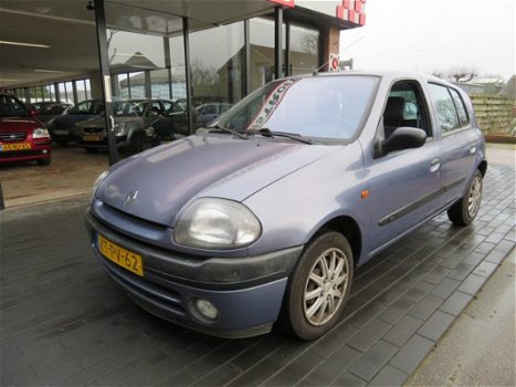 Renault Clio - 1.4 RN | lage kms | 5-deurs | stuurbekr | APK 21-1-2021 - 1