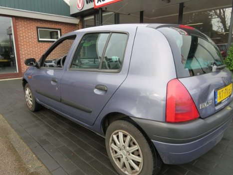 Renault Clio - 1.4 RN | lage kms | 5-deurs | stuurbekr | APK 21-1-2021 - 1