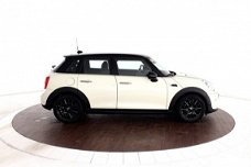 Mini Mini Cooper - 5-deurs Chili Harman Kardon | Head up | 17" Velgen | Driving ass | Led |