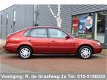 Toyota Corolla - 1.6 VVT-i Terra | Airco | Trekhaak | Elektrische ramen | MEENEEMPRIJS - 1 - Thumbnail