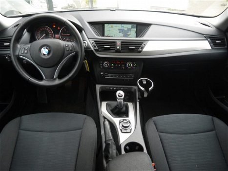 BMW X1 - sDrive20d Edition Business*Navi*Panoramadak*Xenon - 1