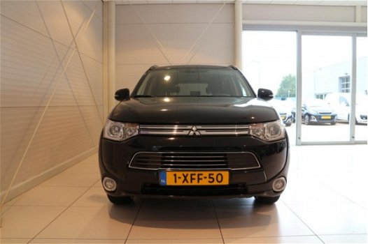 Mitsubishi Outlander - 2.0 DOHC MIVEC PHEV 203pk 4WD CV - 1