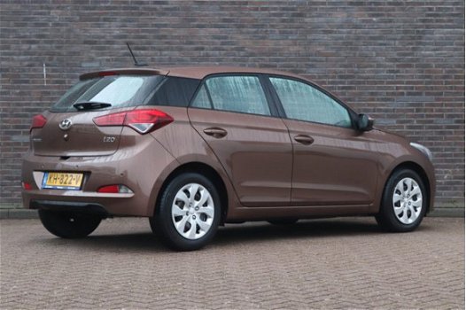 Hyundai i20 - 1.1 CRDi Comfort | Navigatie | Climate control | Cruise control | Achteruitrijcamera | - 1