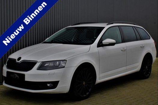 Skoda Octavia Combi - 1.6 TDI Greenline Businessline NAVI XENON LEER 18