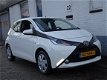 Toyota Aygo - 1.0 VVT-i 69pk 5D x-play Camera Airco - 1 - Thumbnail