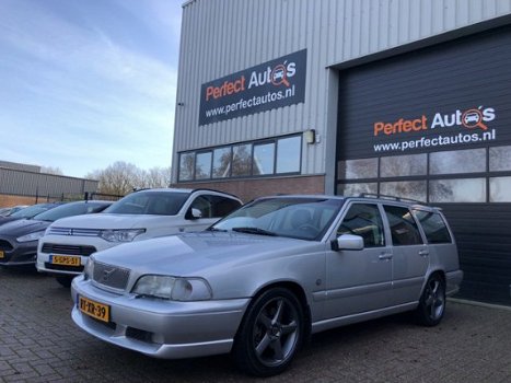 Volvo V70 - 2.3 R - 1