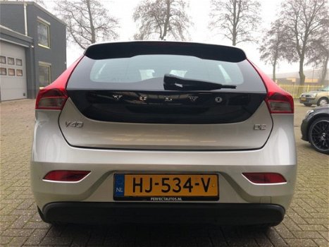 Volvo V40 - 2.0 D2 MOMENTUM BUSINESS Navi, Cruise, 1ste eigenaar, Dealeronderhouden - 1