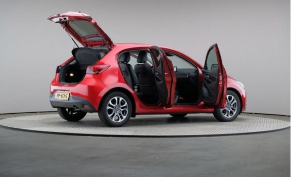 Mazda 2 - 2 1.5 Skyactiv-G GT-Luxury, LED, Navigatie - 1