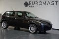 Alfa Romeo 147 - 1.9 JTD Distinctive Airco/Leer/Nieuw Apk - 1 - Thumbnail