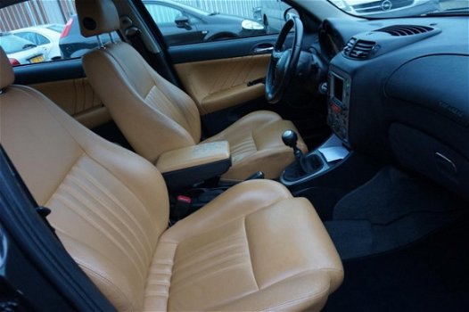 Alfa Romeo 147 - 1.9 JTD Distinctive Airco/Leer/Nieuw Apk - 1